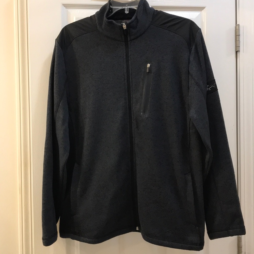 Men’s sweater